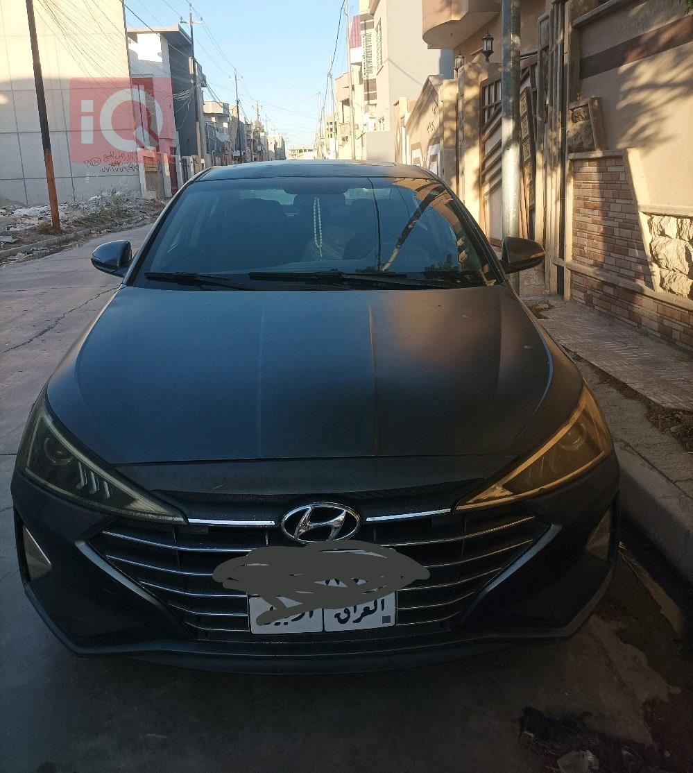 هیوندای ئەلەنترا